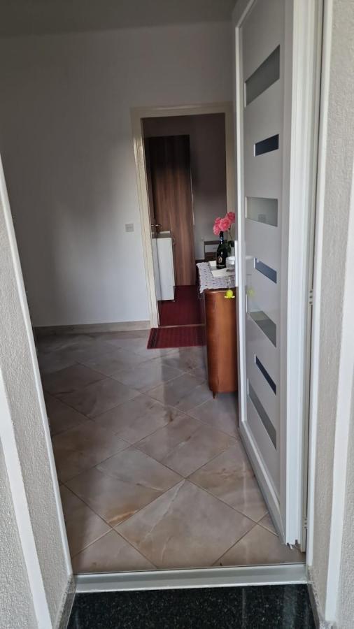 Lyra Apartment